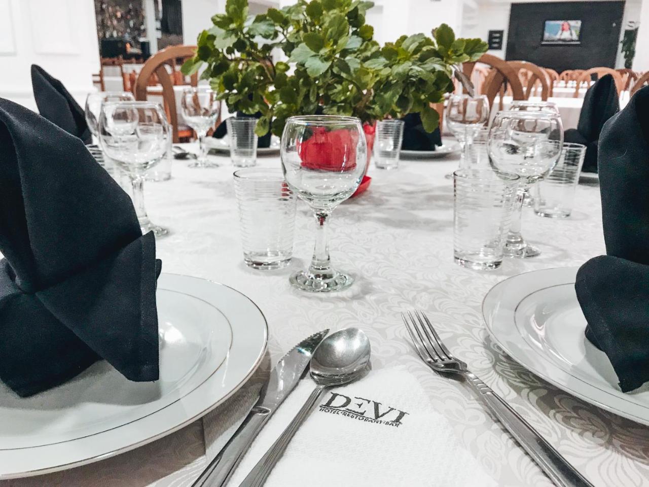 Erseke Hotel Devi מראה חיצוני תמונה